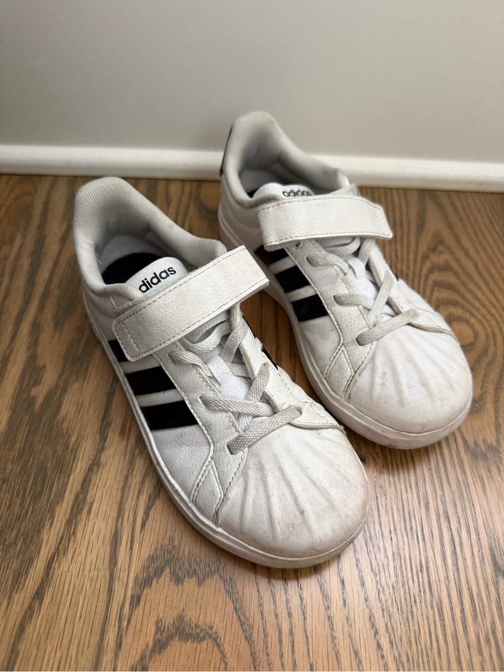 Kids adidas sneakers